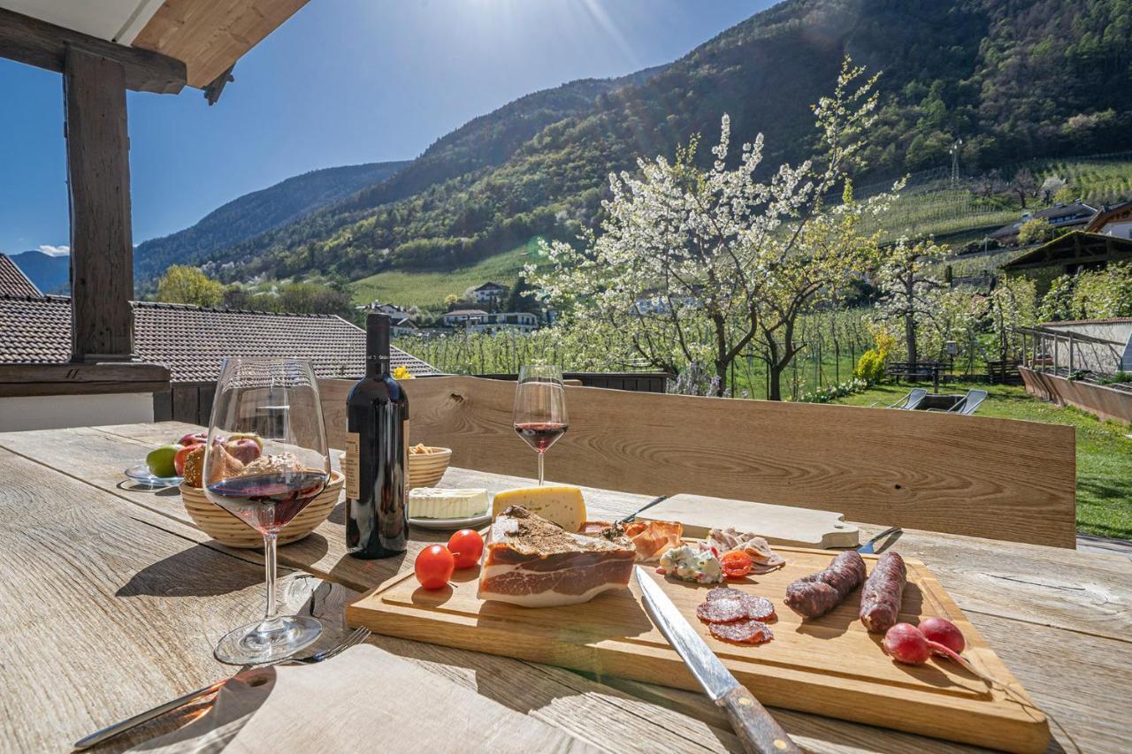 Eco Bnb & Apartments Bruendlerhof Marlengo Luaran gambar