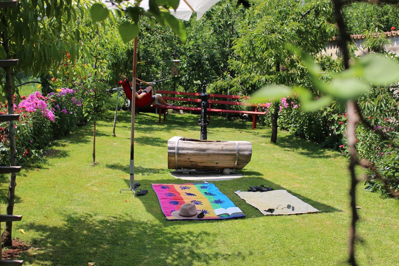 Eco Bnb & Apartments Bruendlerhof Marlengo Luaran gambar